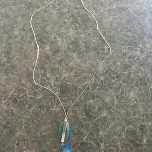 Elegant Blue Pendant Necklace